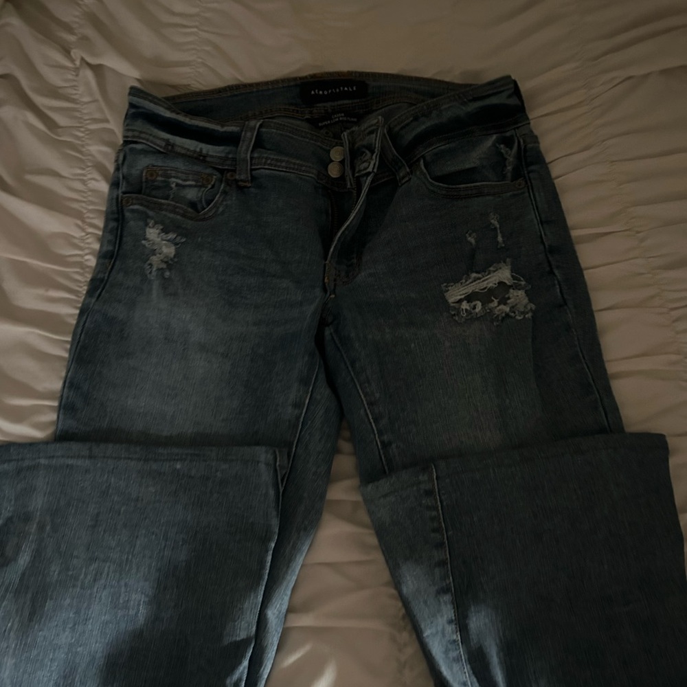 Aeropostal blue jeans